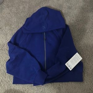 Lululemon full zip scuba hoodie!!